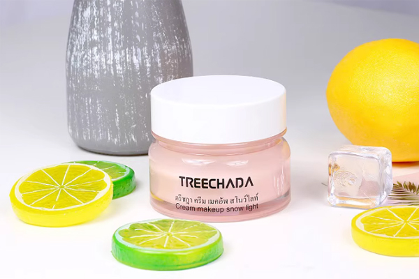 素顏霜推薦！泰國(guó)Treechada素顏霜